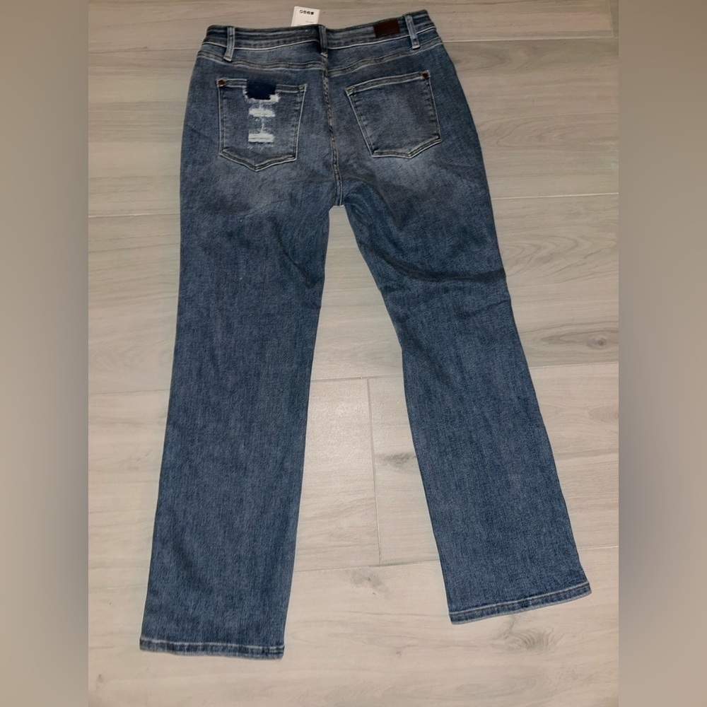 Judy Blue Mid Rise Heavy Distressed Straight Jeans Size 13/31 - Picture 5 of 10